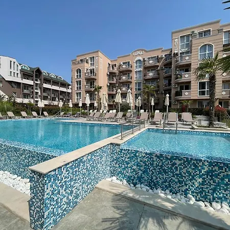 Lägenhet Marea Garden *